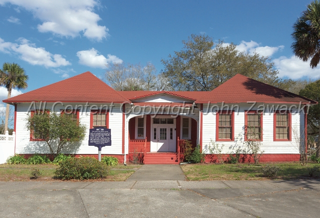 4x6 School house-FRONT.jpg